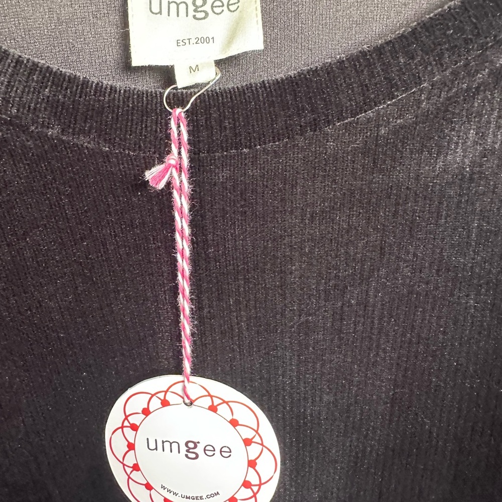 Umgee Black Velvet Top NWT 3/4 Sleeves Flowy Oversized Holiday Size Medium - Picture 4 of 5
